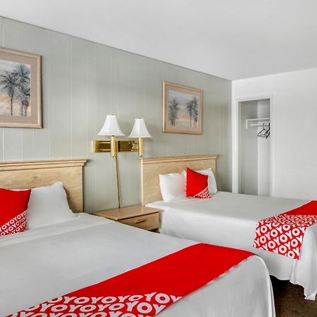 Oyo Gateway Motel Las Vegas North Strip/Fremont St. Area Екстер'єр фото
