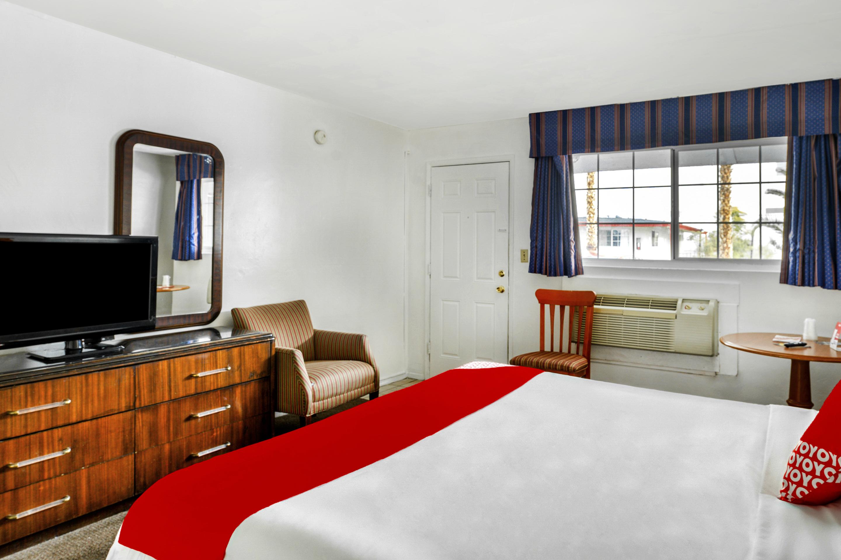 Oyo Gateway Motel Las Vegas North Strip/Fremont St. Area Екстер'єр фото