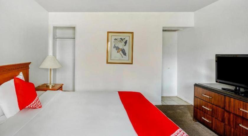 Oyo Gateway Motel Las Vegas North Strip/Fremont St. Area Екстер'єр фото